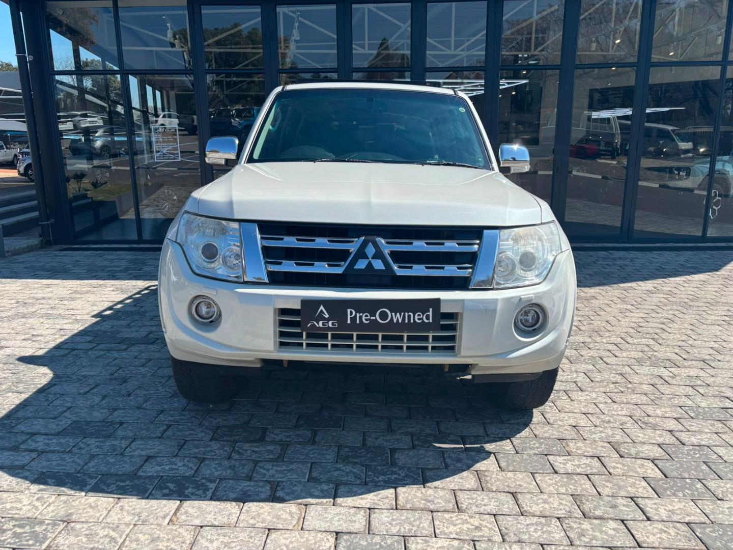 2012 Mitsubishi Pajero