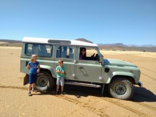 Top tips for a happy family road-trip this festive season