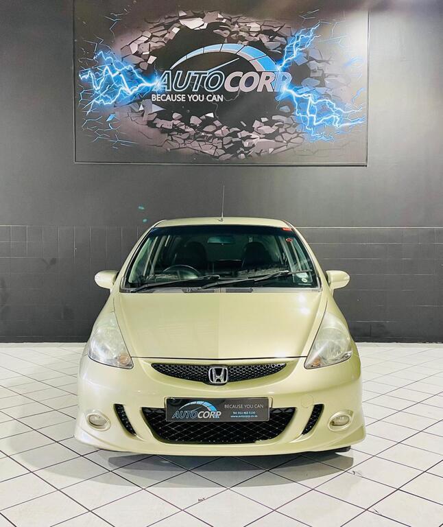 Honda Jazz 1.5 Autocorp Dongfeng Fourways