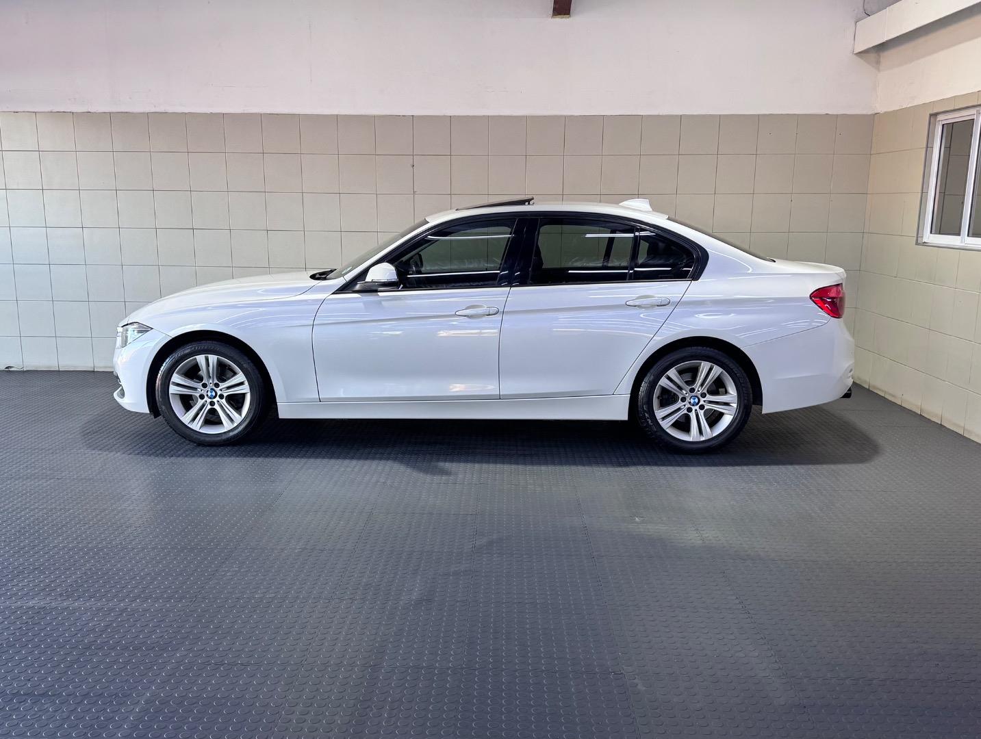 BMW 3 Series 318i Sport Line Auto Mst Auto
