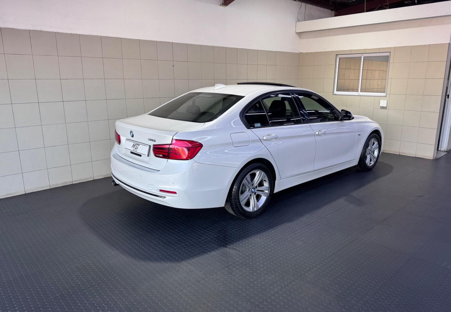 BMW 3 Series 318i Sport Line Auto Mst Auto