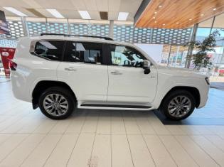 2026 Toyota Land Cruiser 300 3.5T HEV ZX for sale