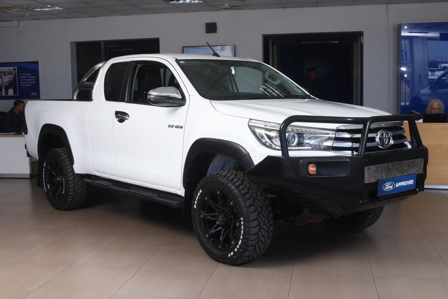 2017 Toyota Hilux 2.8GD-6 Xtra cab 4x4 Raider for sale