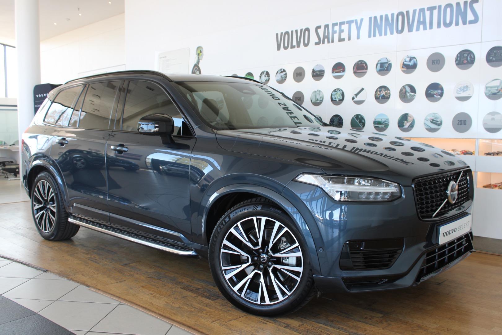 2025 Volvo XC90 T8 Twin Engine AWD Ultra Dark