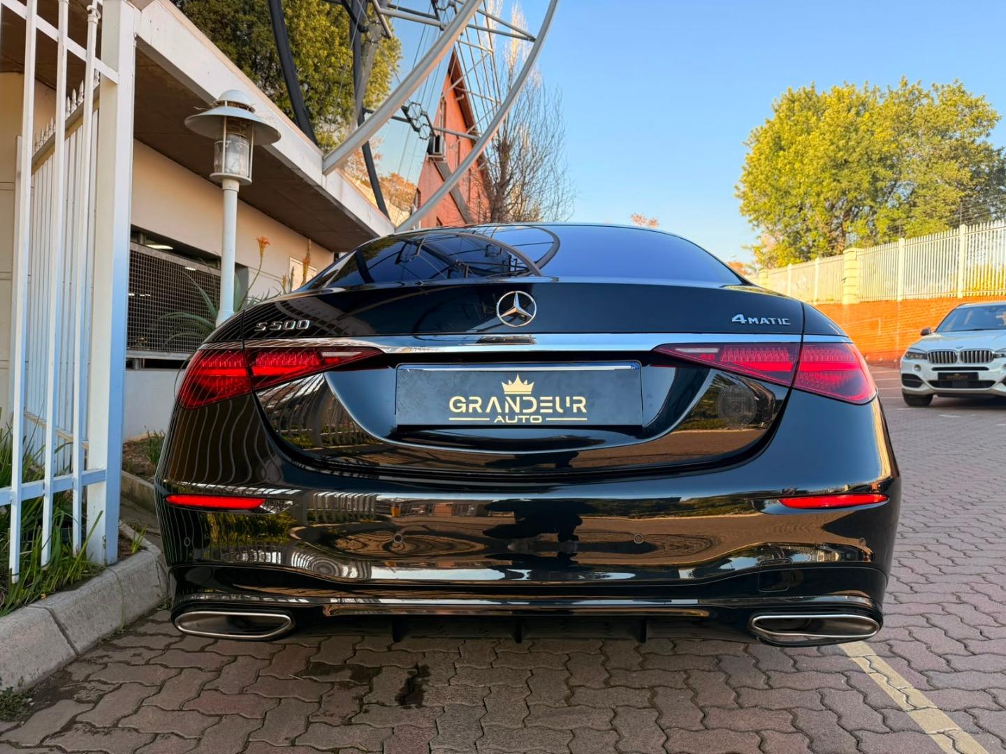 Mercedes-Benz S-Class S500 L 4Matic AMG Line Grandeur Auto