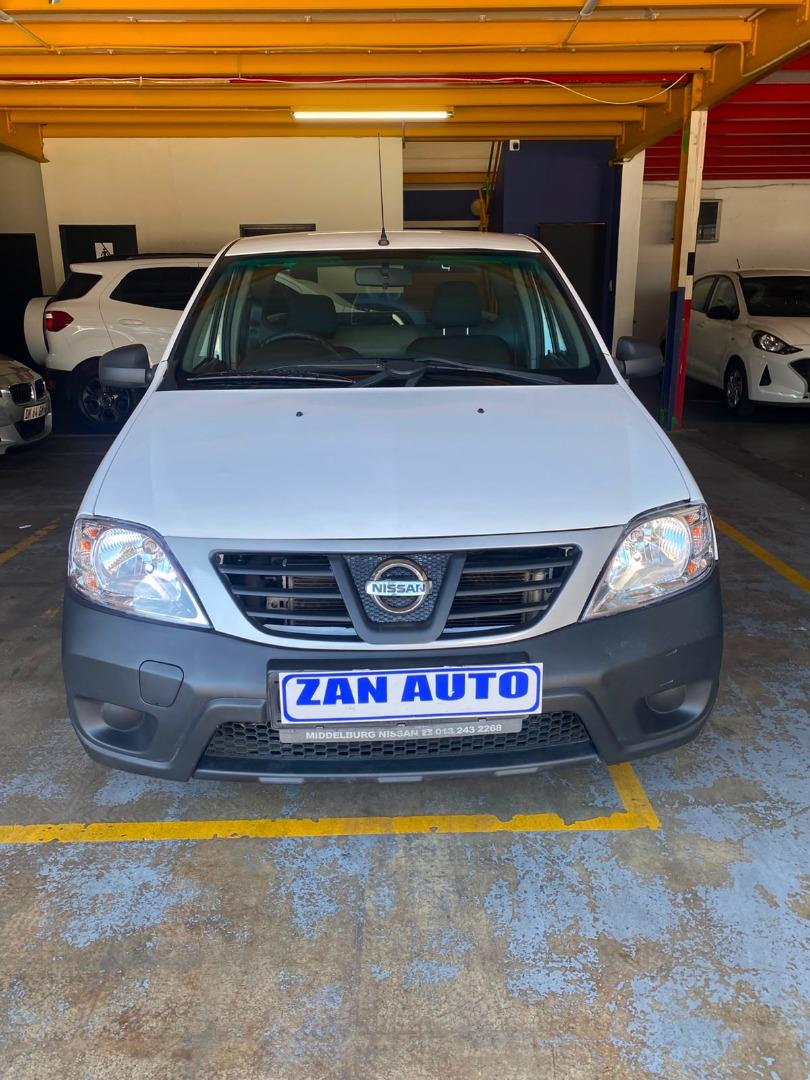 2023 Nissan NP200 1.6i (Aircon) Safety Pack