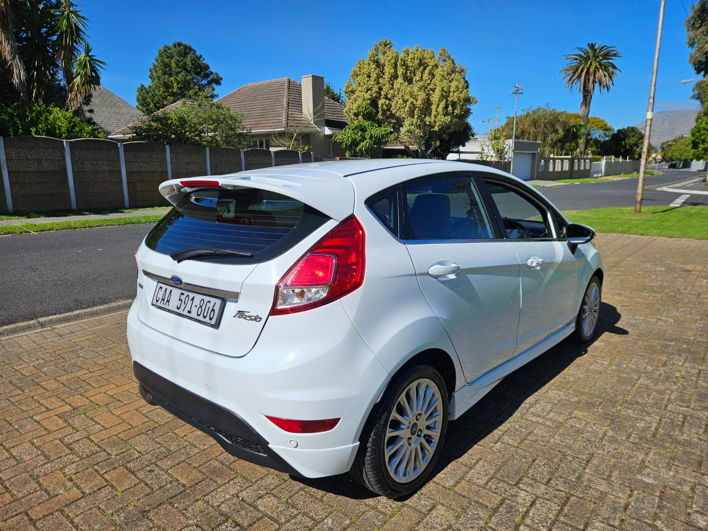 Ford Fiesta 5-Door 1.0T Titanium Auto Autowize Car Agency