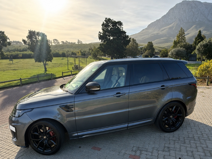 Land Rover Range Rover Sport SVR Carbon Edition