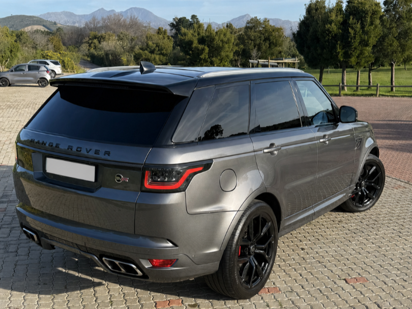 Land Rover Range Rover Sport SVR Carbon Edition