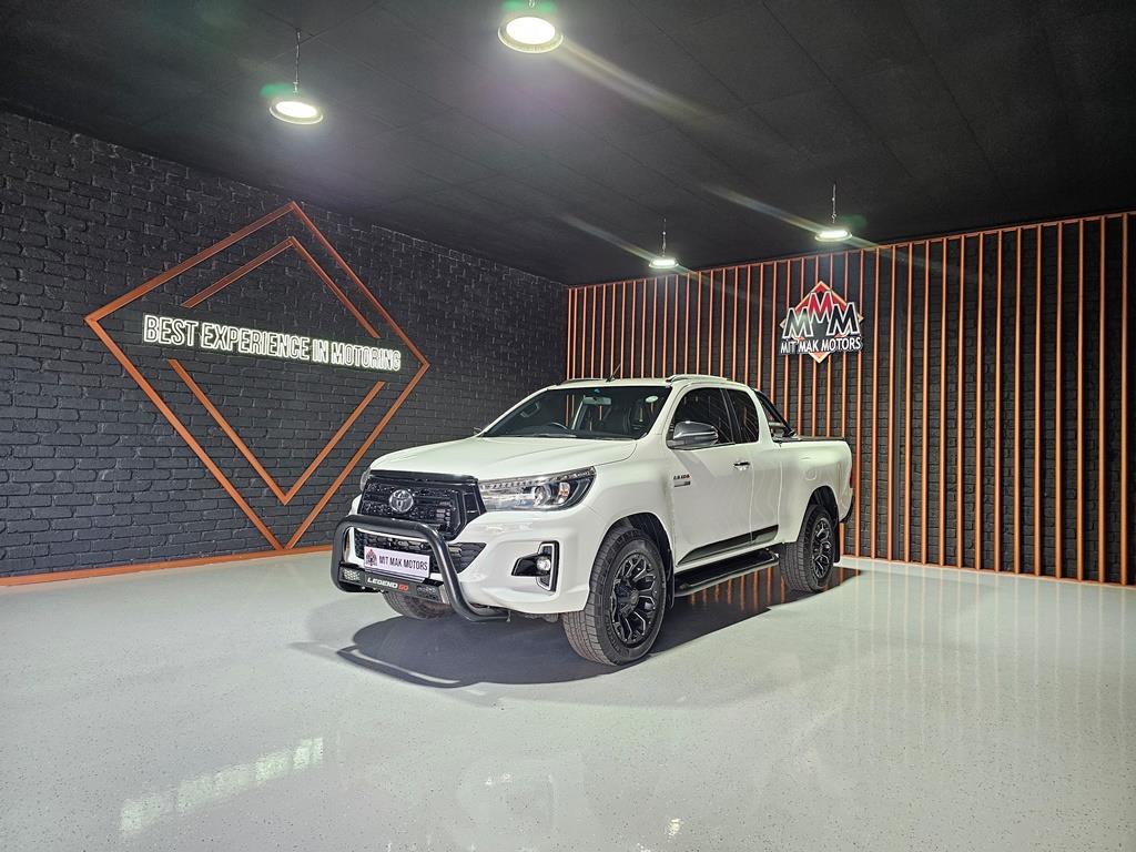 Toyota Hilux 2.8GD-6 Xtra Cab Legend 50 Mit Mak Motors Gerrit Maritz