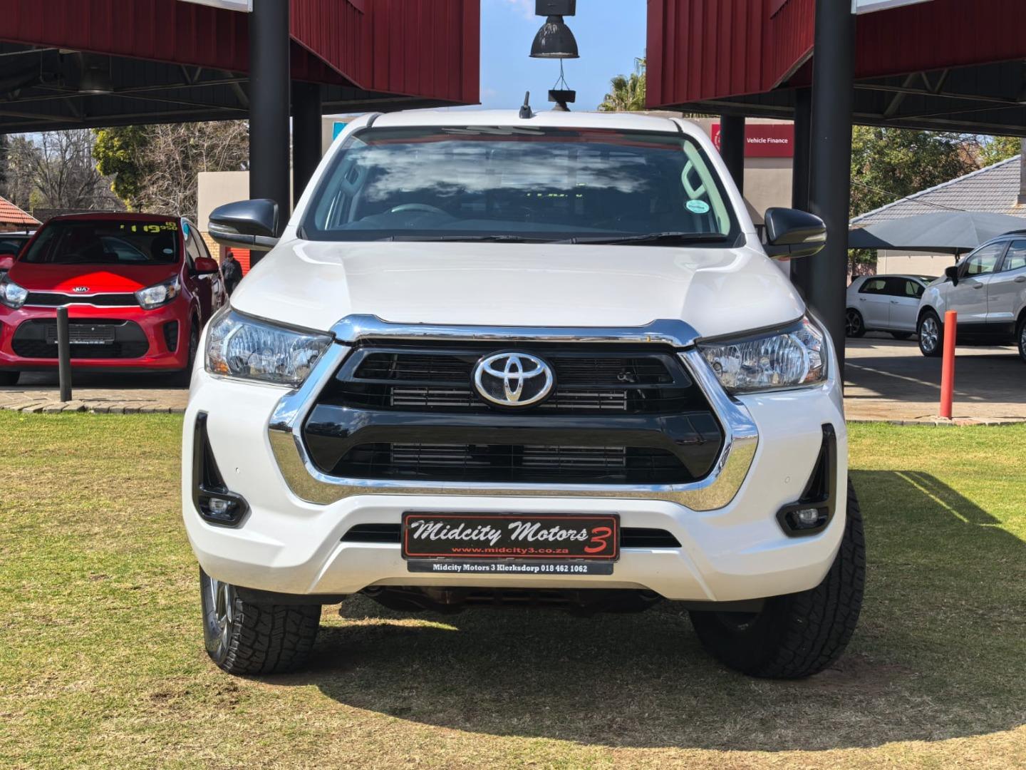 Toyota Hilux 2.4GD-6 Xtra Cab Raider Midcity Motors 3 (Pty)ltd