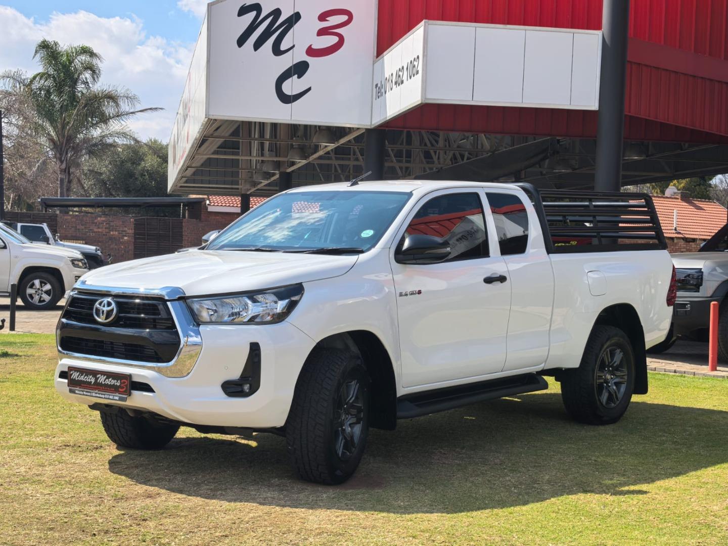 Toyota Hilux 2.4GD-6 Xtra Cab Raider Midcity Motors 3 (Pty)ltd