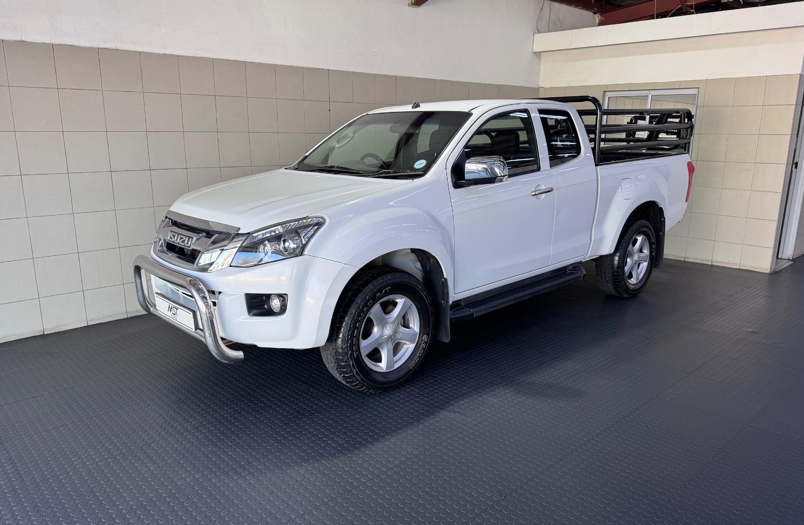 2014 Isuzu KB 300D-Teq Extended Cab LX for sale