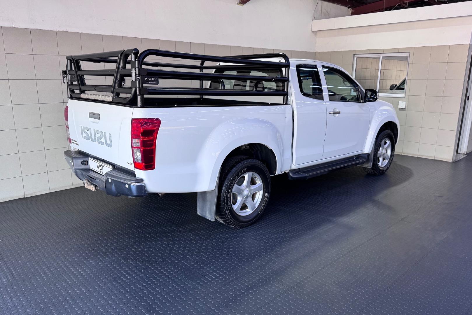 Isuzu KB 300D-Teq Extended Cab LX Mst Auto