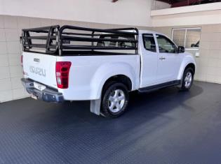 2014 Isuzu KB 300D-Teq Extended Cab LX for sale