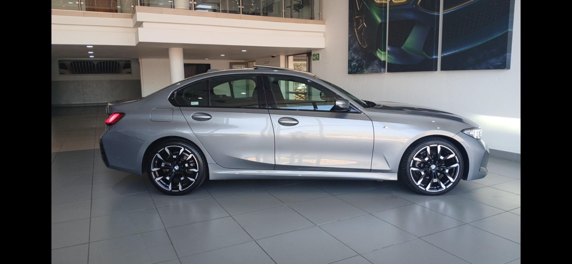 BMW 3 Series 320i M Sport BMW Montana