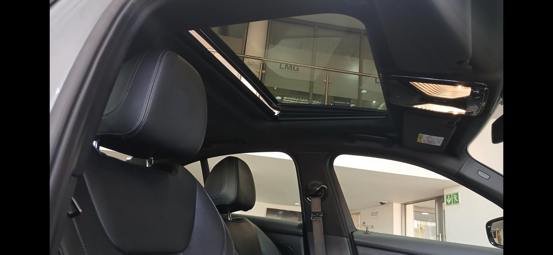 BMW 3 Series 320i M Sport BMW Montana