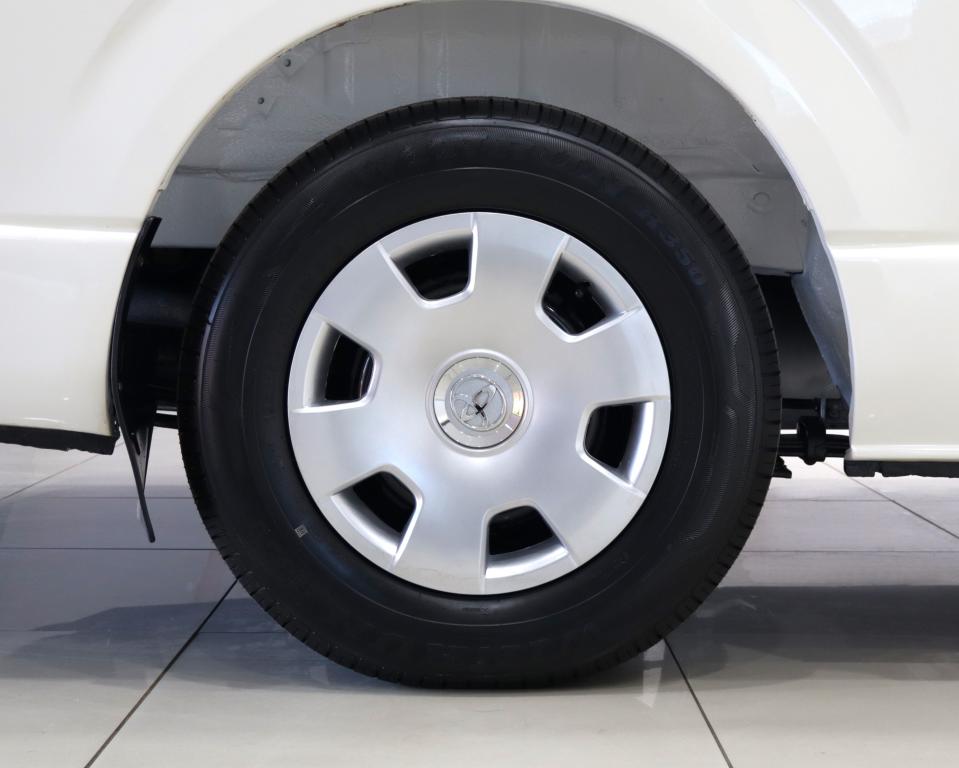Toyota Quantum 2.5D-4D Sesfikile Pristine Motors
