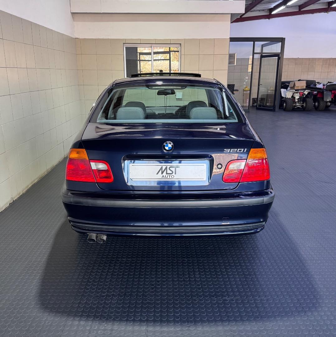 BMW 3 Series 320i Mst Auto