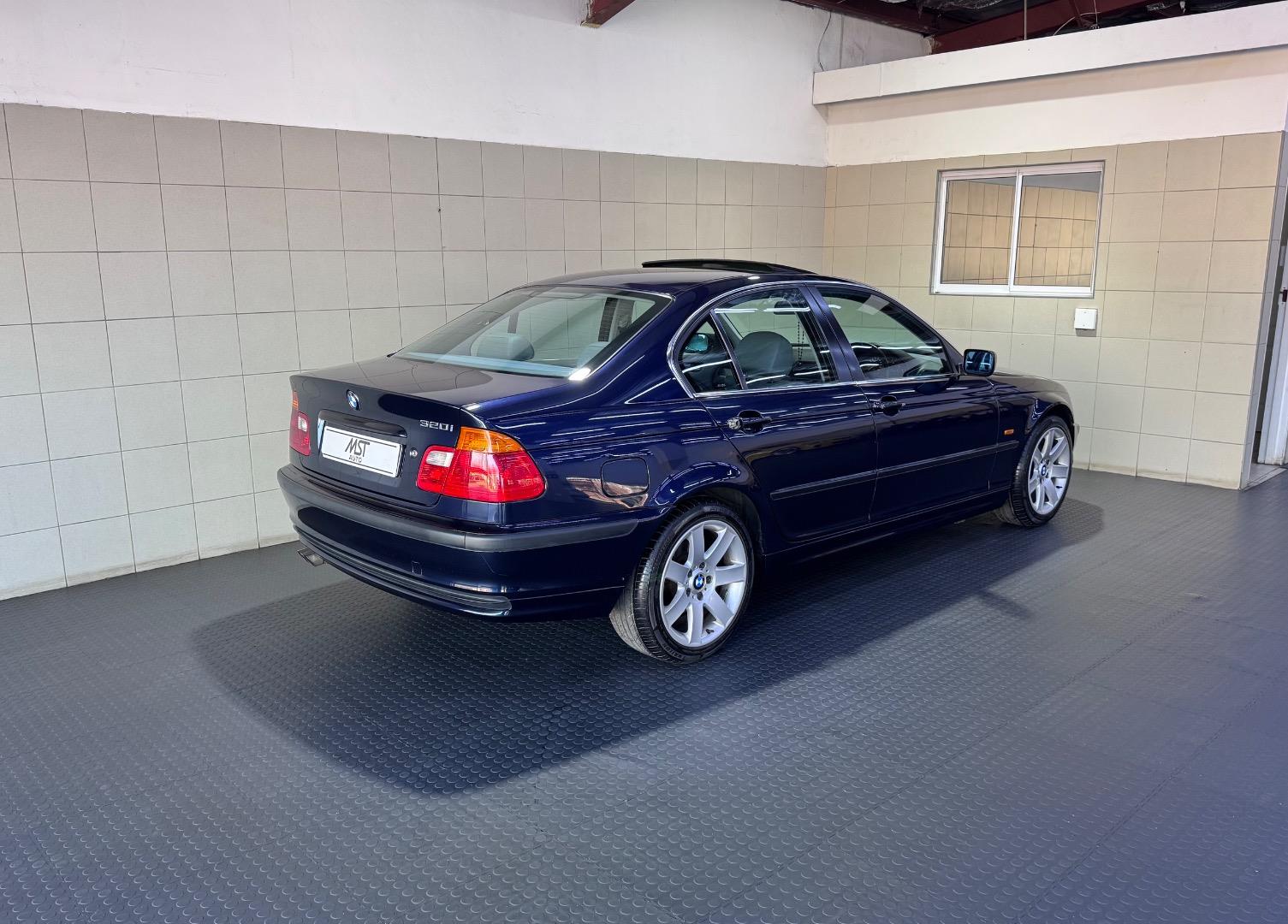 BMW 3 Series 320i Mst Auto