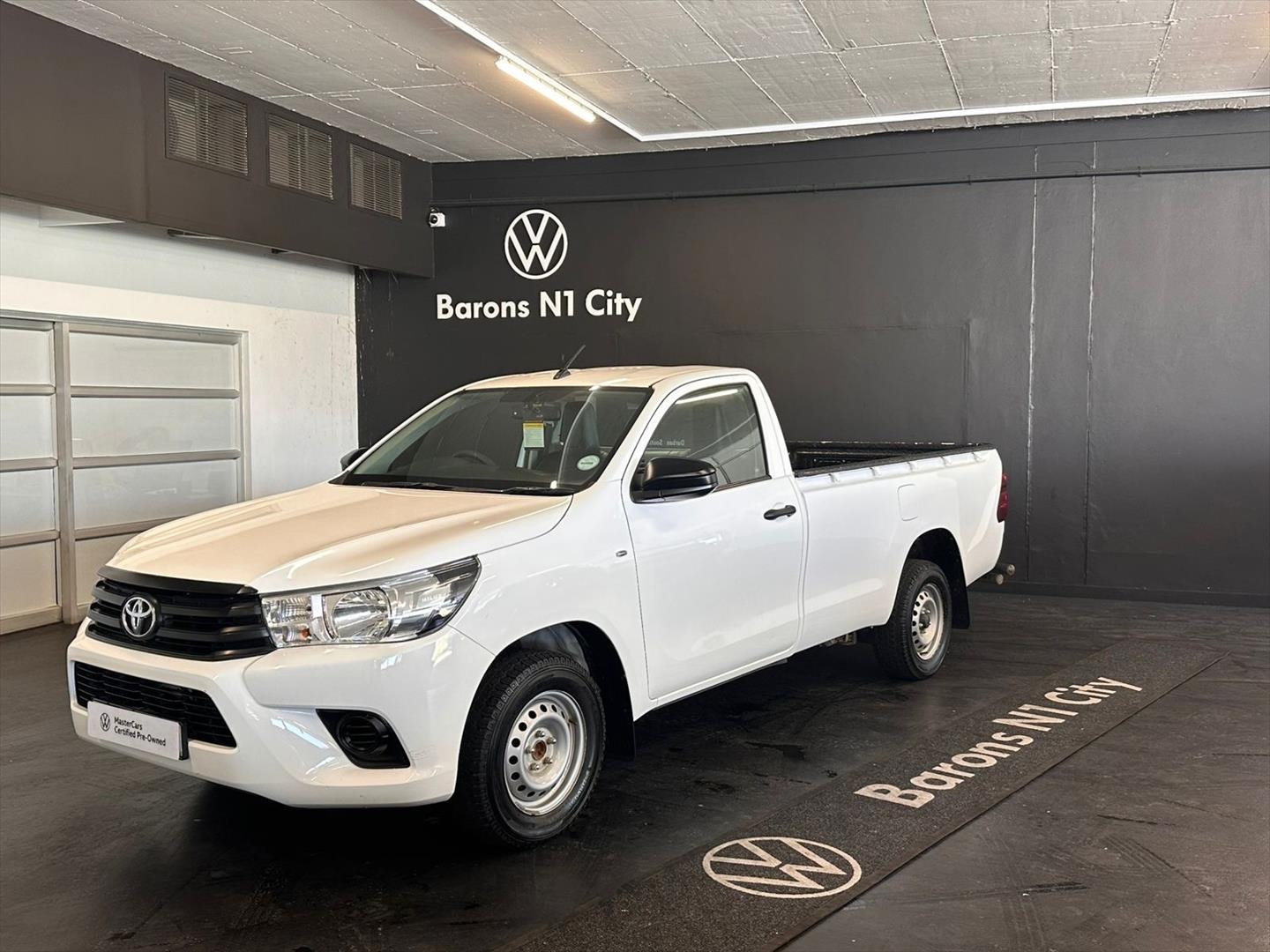 Toyota Hilux 2.0 S (Aircon) Barons VW N1 City