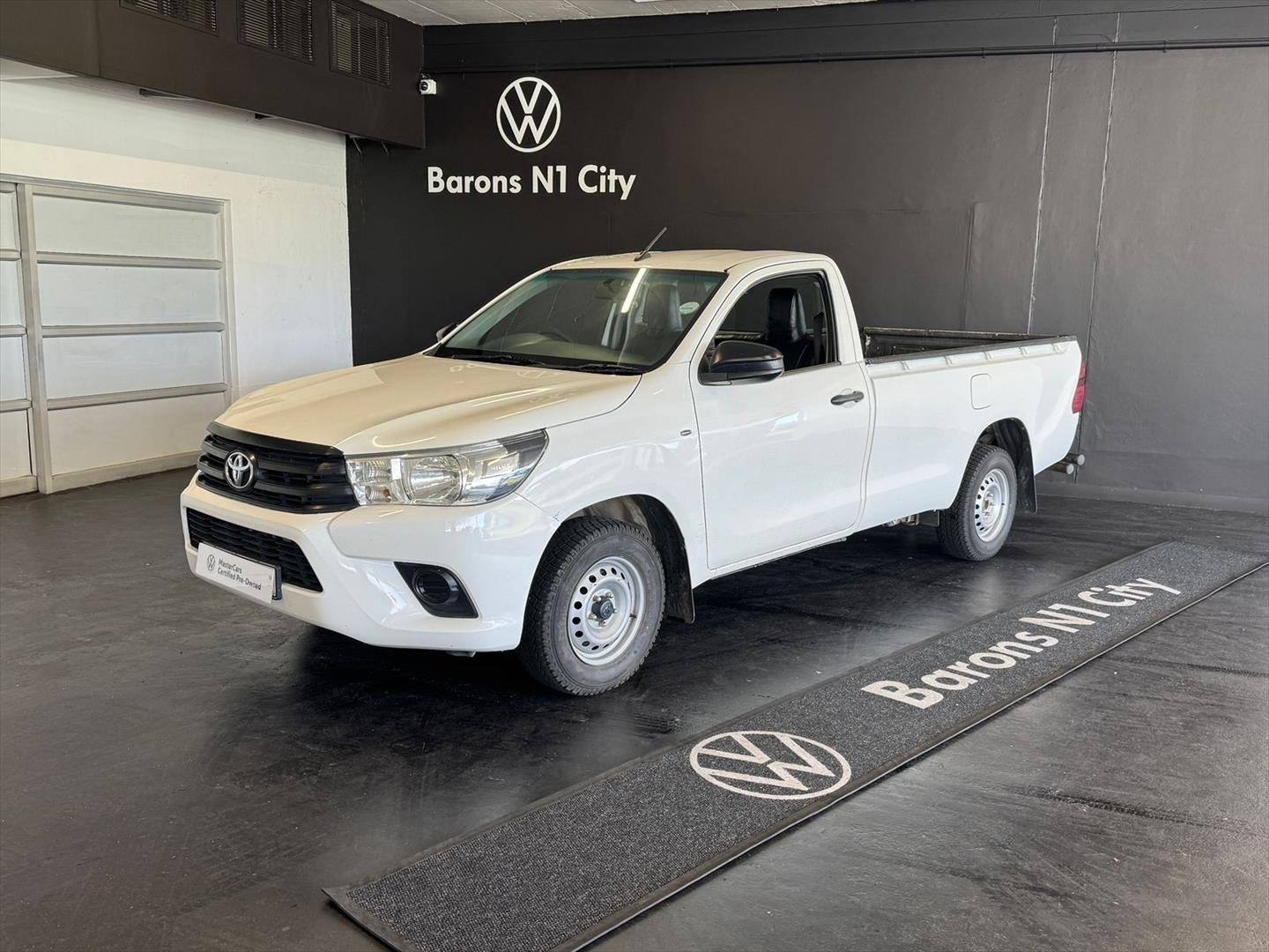 Toyota Hilux 2.0 S (Aircon) Barons VW N1 City