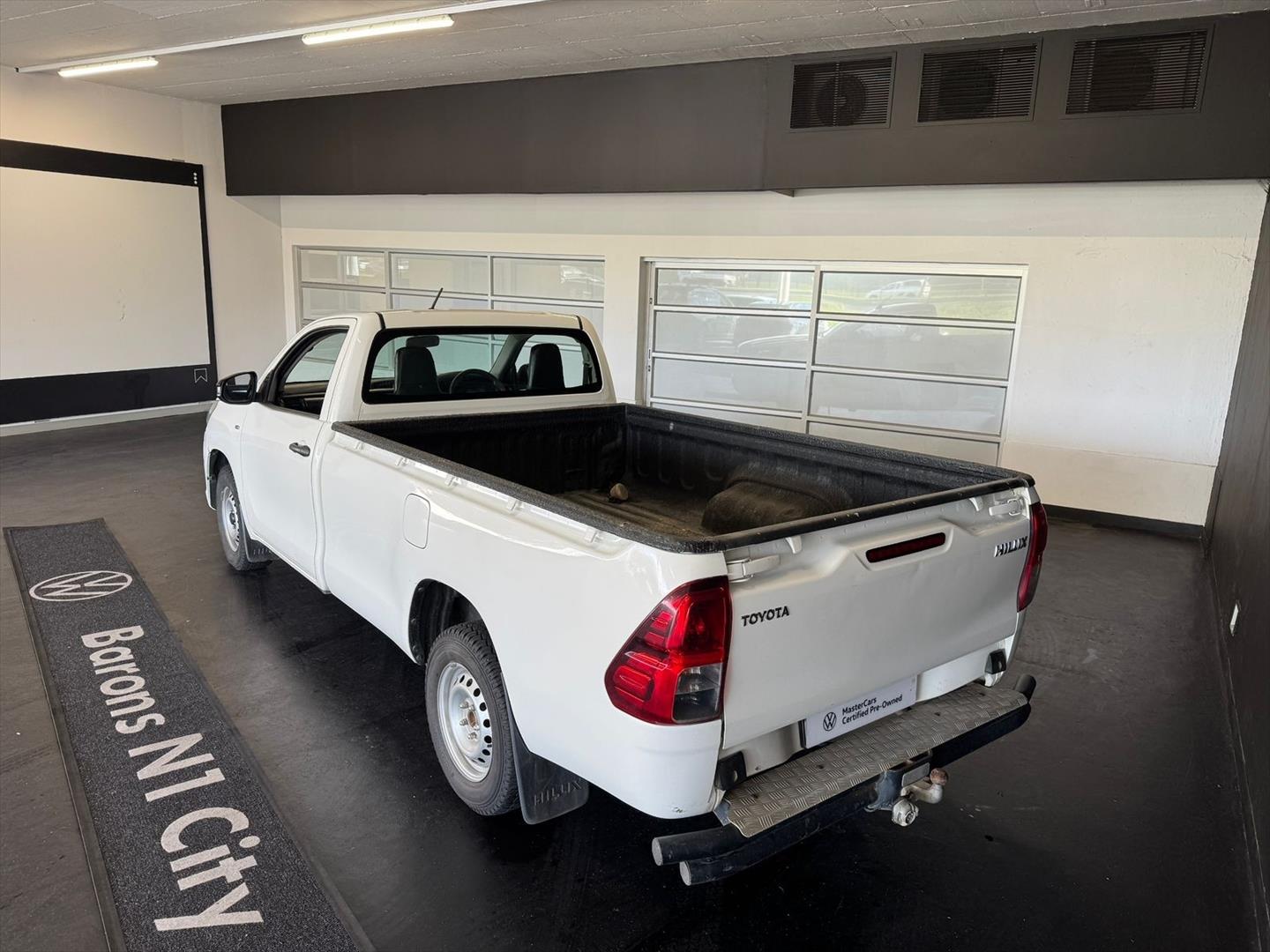Toyota Hilux 2.0 S (Aircon) Barons VW N1 City