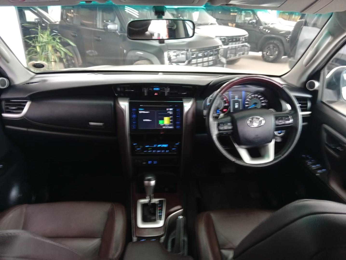 Toyota Fortuner 2.8GD-6 Auto SMG Jetour Harbour Arch