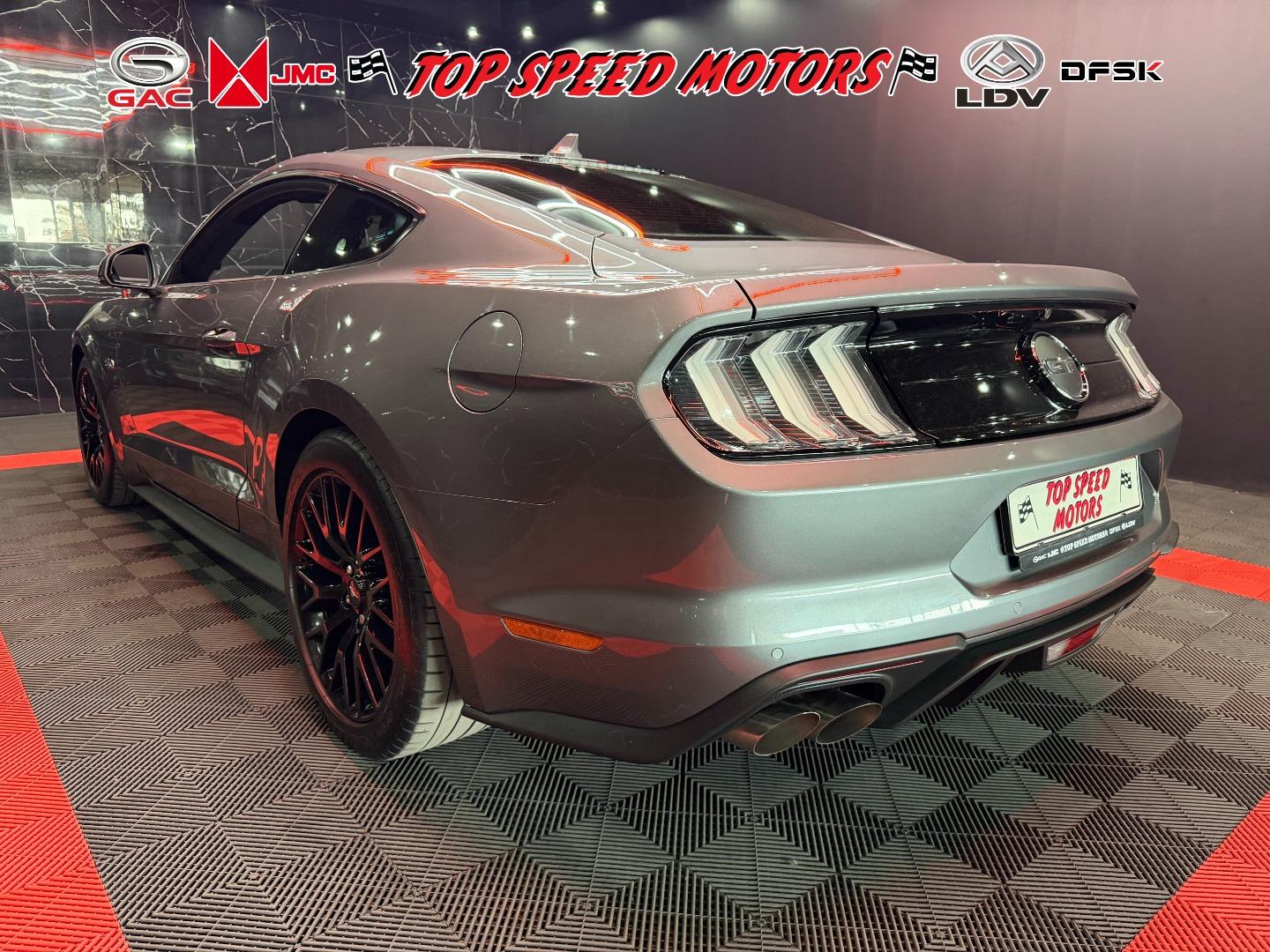 Ford Mustang 5.0 GT Fastback Top Speed Motors