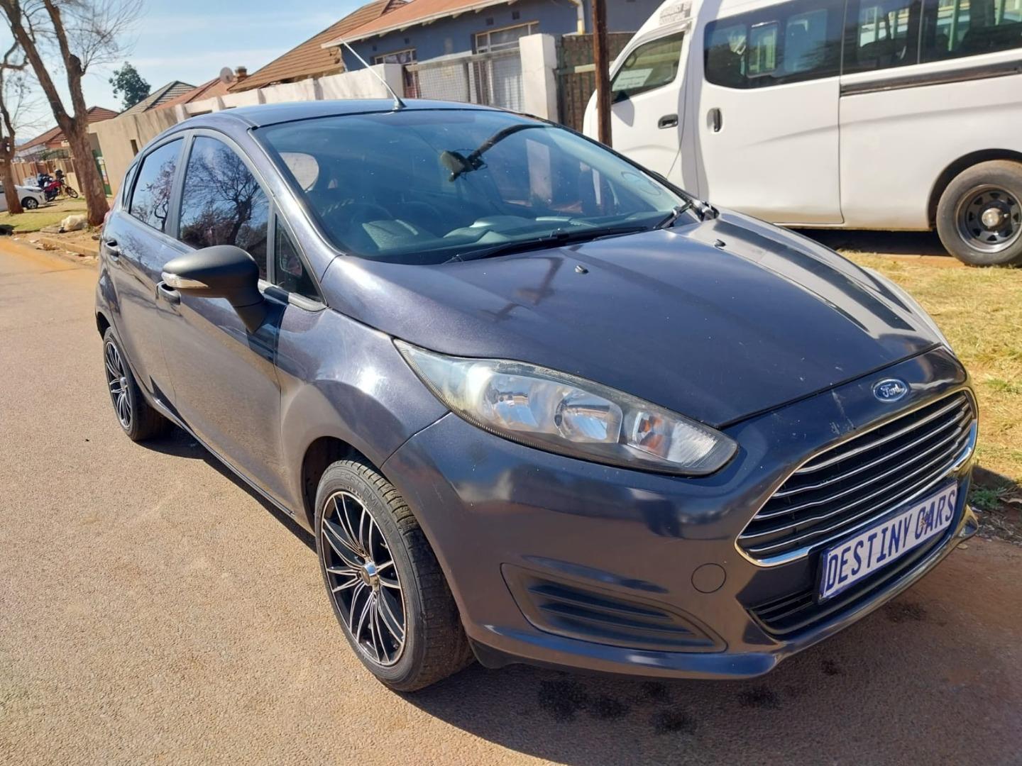 2016 Ford Fiesta 5-Door 1.0T Ambiente Auto