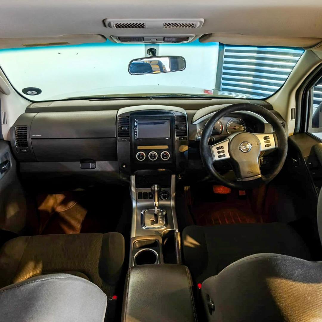 Nissan Pathfinder 2.5dCi SE Auto Baic Springs