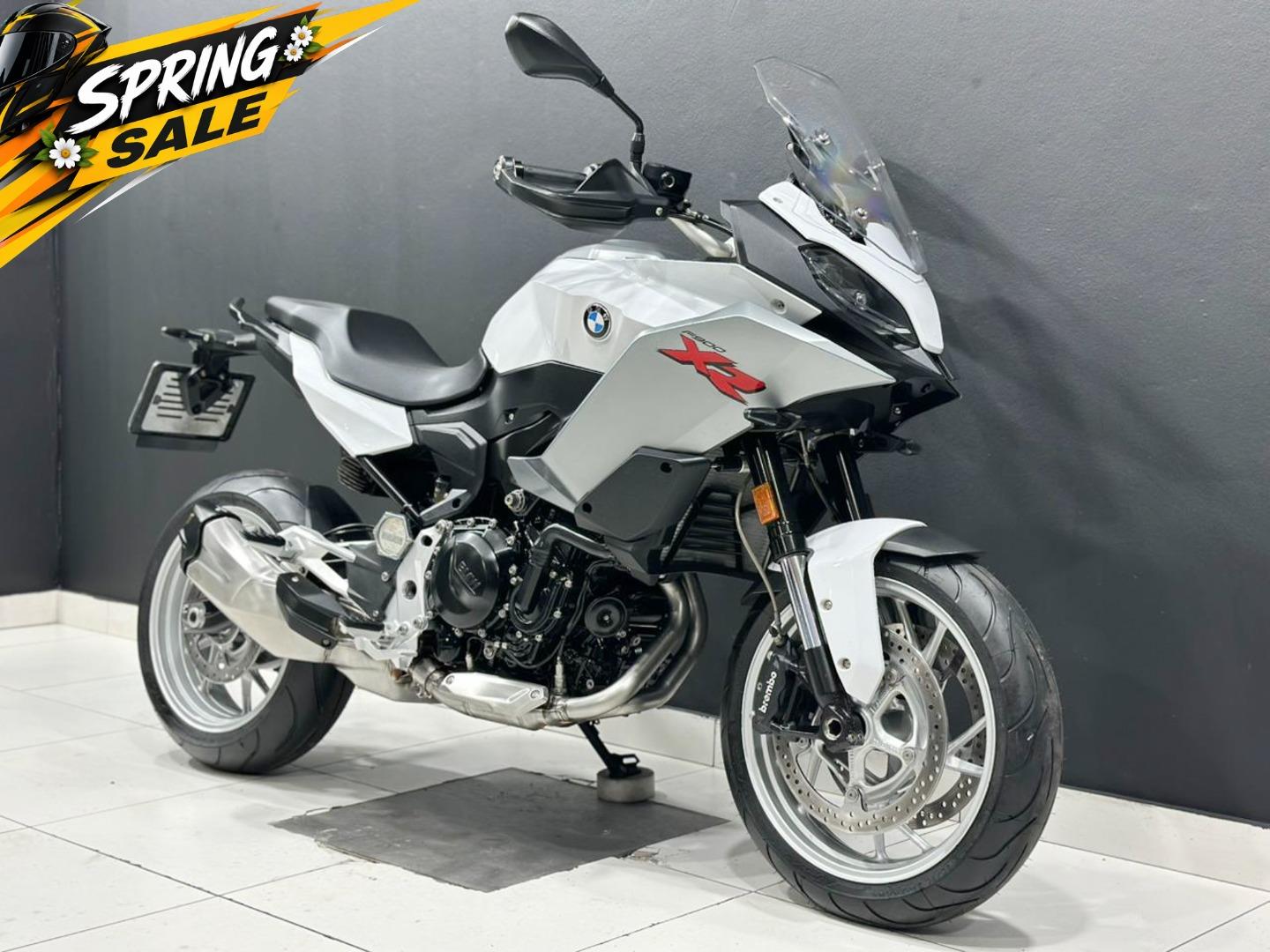 BMW F900