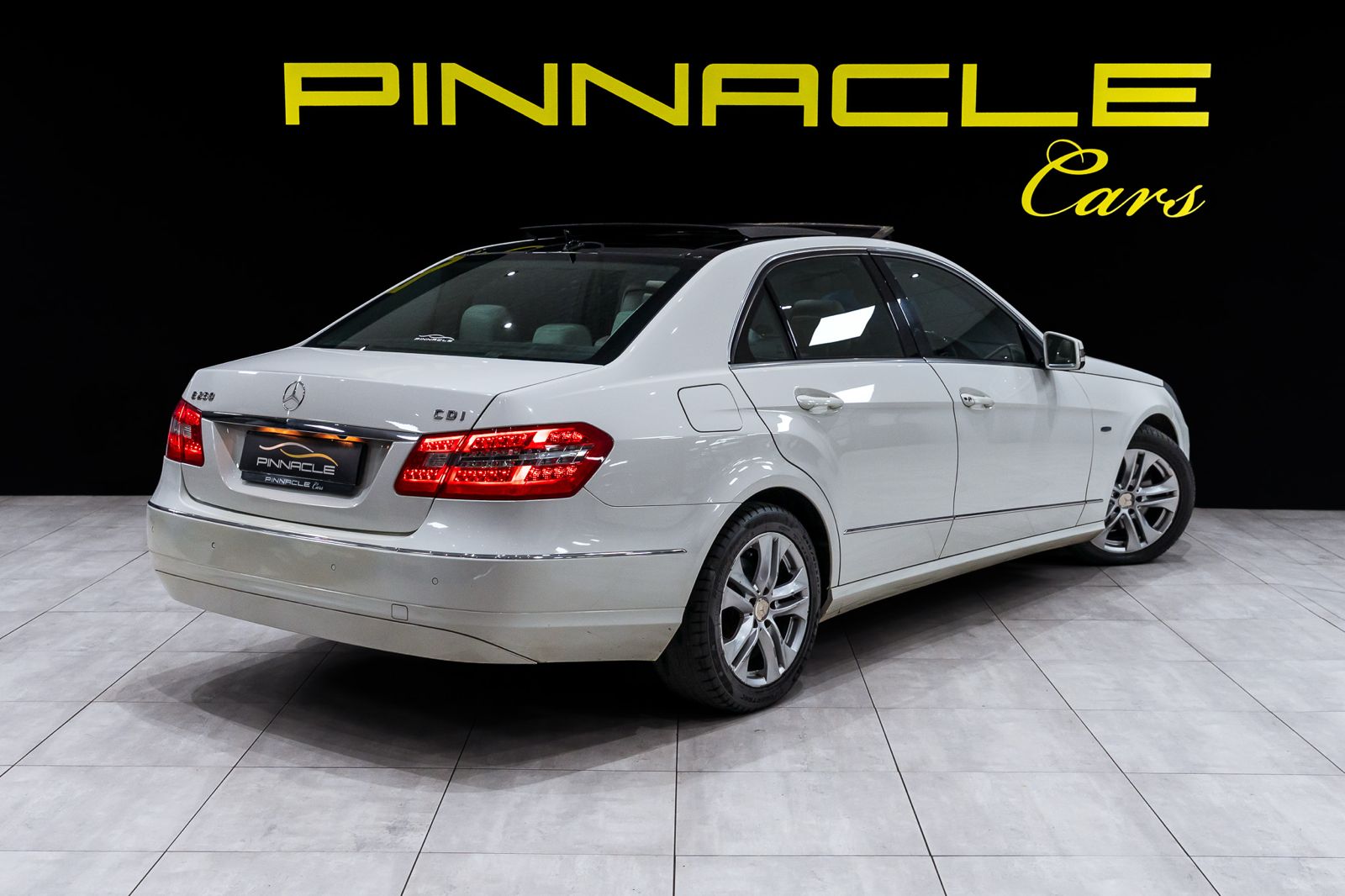Mercedes-Benz E-Class E250CDI Avantgarde Pinnacle Cars CC