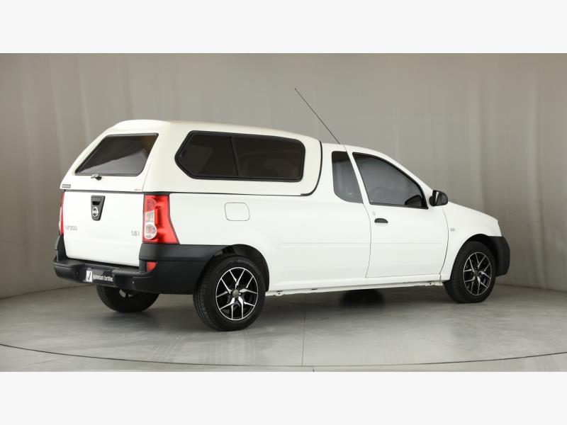 Nissan NP200 1.6i (Aircon) Safety Pack Halfway Toyota Fourways