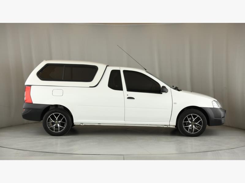 Nissan NP200 1.6i (Aircon) Safety Pack Halfway Toyota Fourways