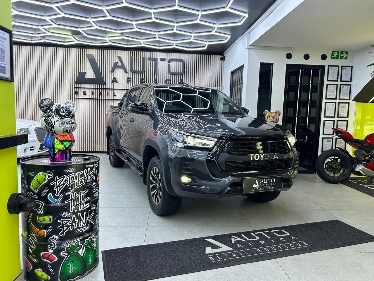 Toyota Hilux 2.8GD-6 Double Cab 4x4 GR-Sport Auto Africa