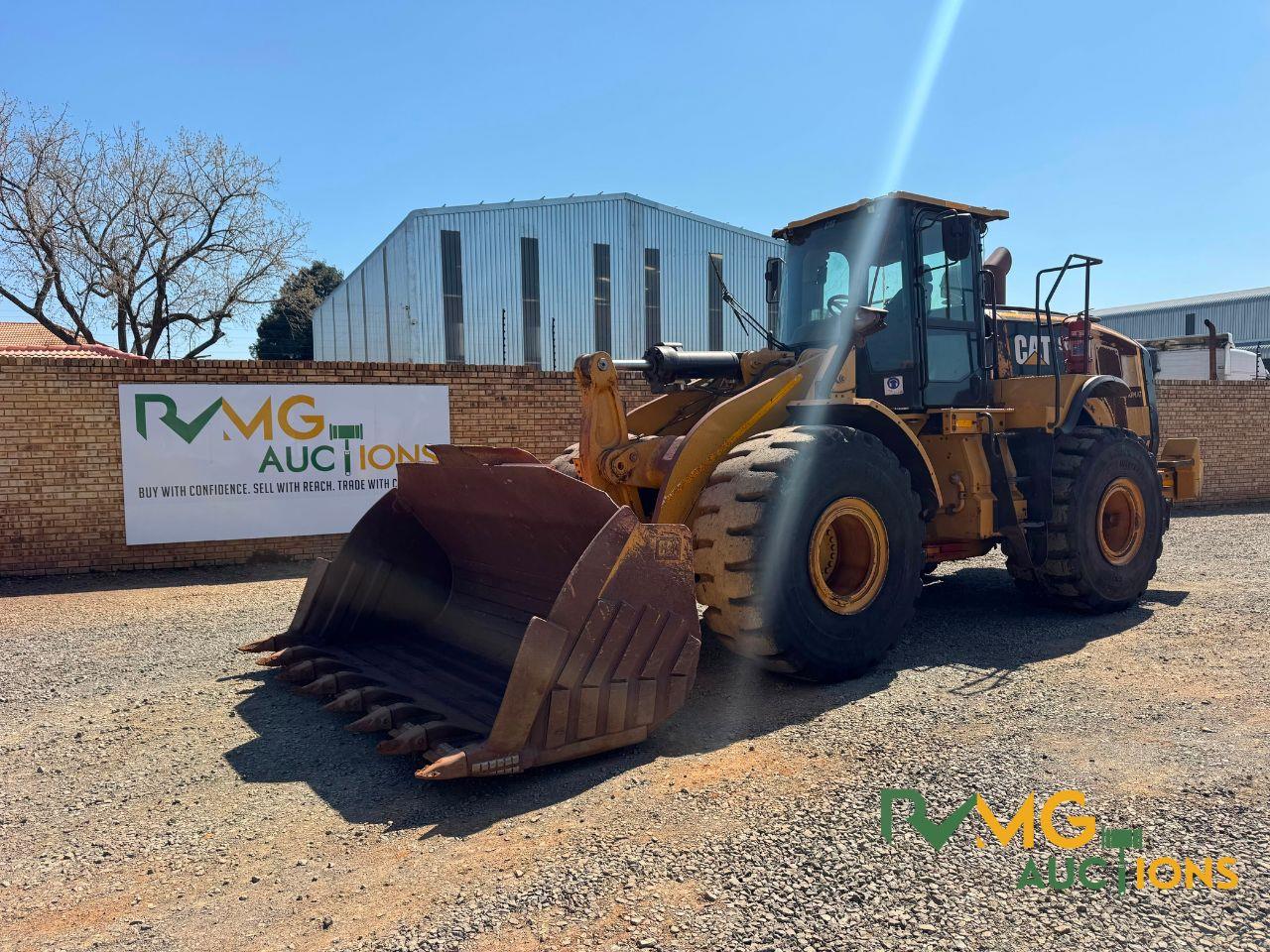 2019 Caterpillar 966L  for sale