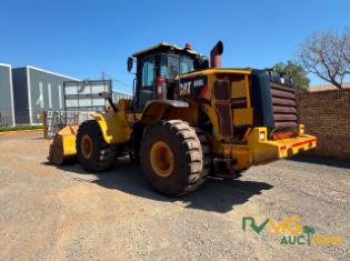 2019 Caterpillar 966L  for sale