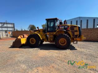 2019 Caterpillar 966L  for sale