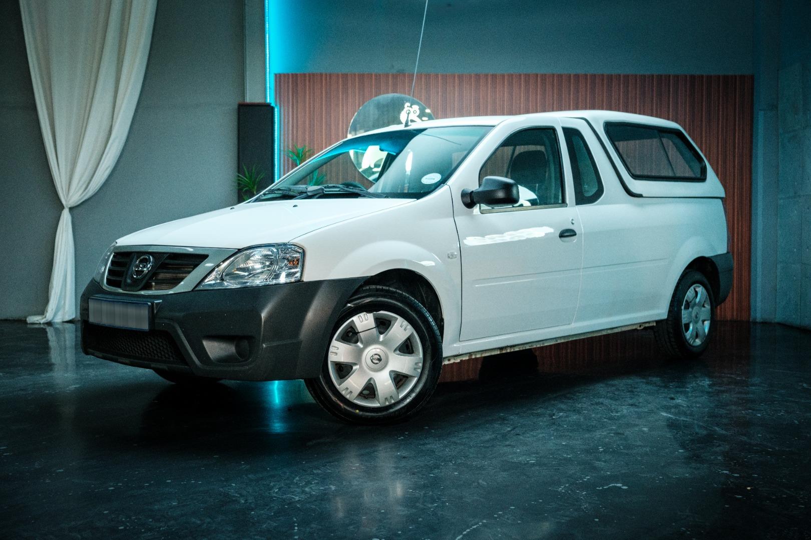 Nissan NP200 1.6i (Aircon) Safety Pack Mad Cars