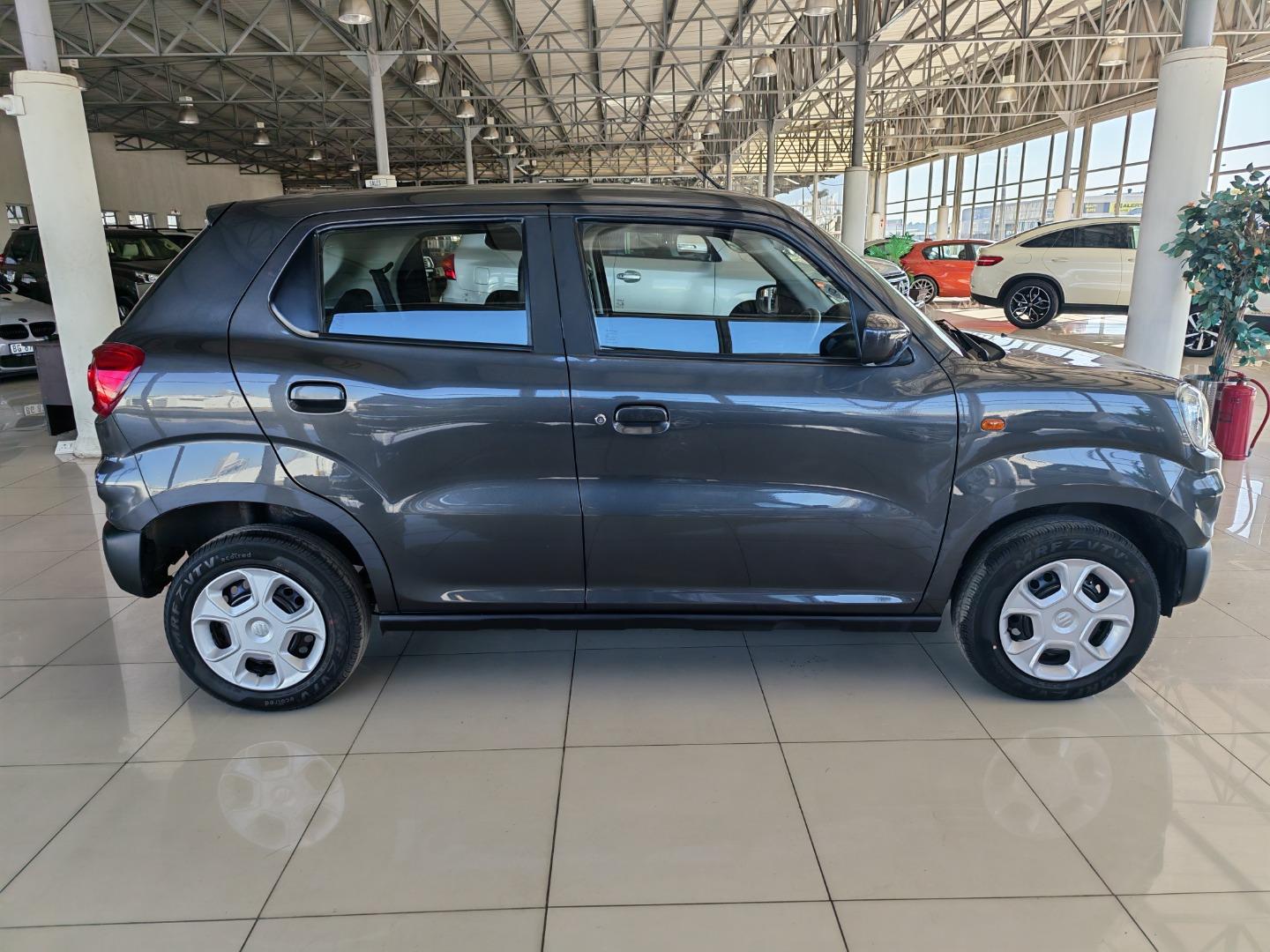 Suzuki S-Presso 1.0 GL Manual AAG Motors
