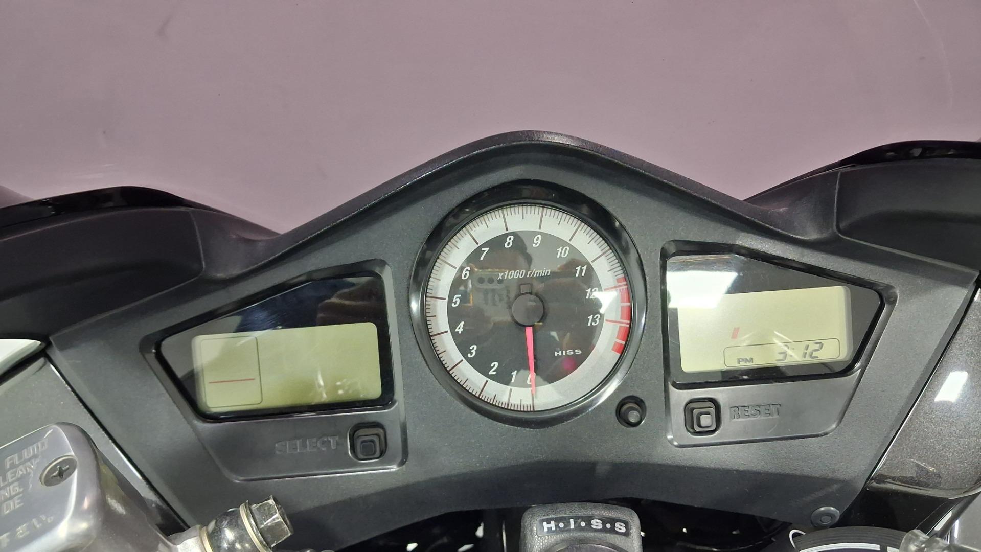 Honda VFR800 Harley-davidson Mzansi