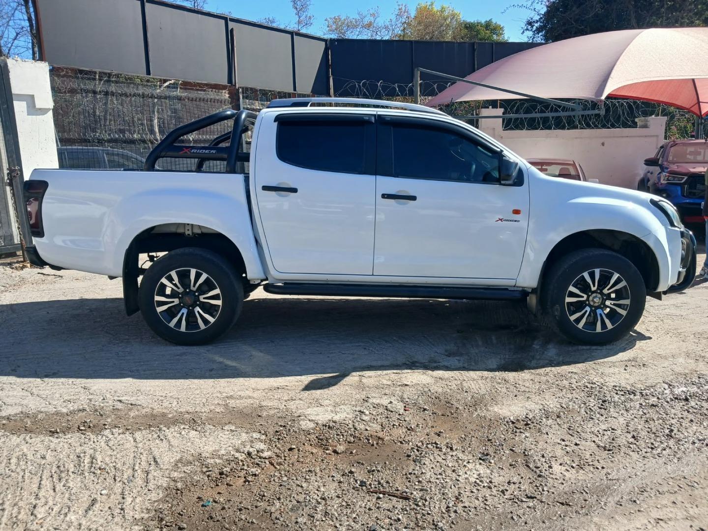 Isuzu KB 250D-Teq Double Cab X-Rider Ade Motors
