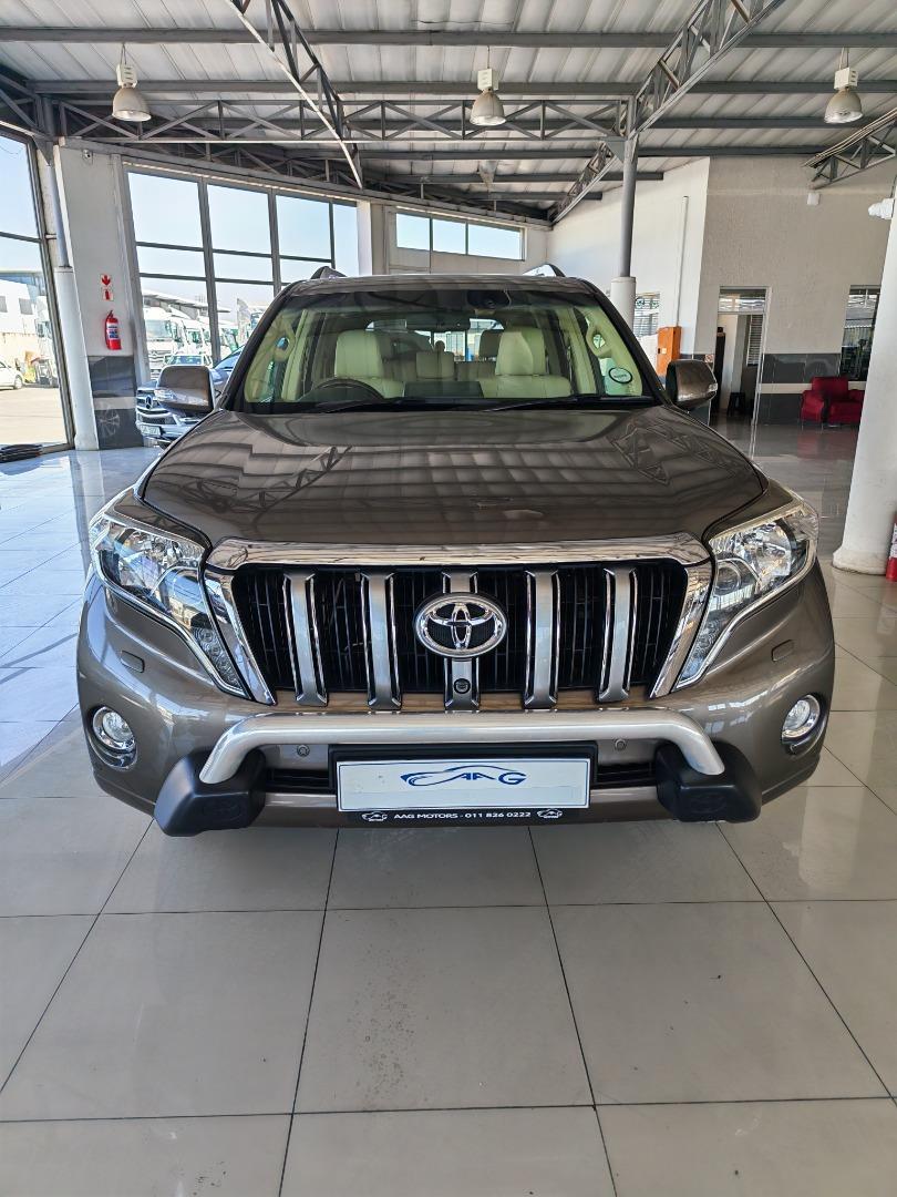 Toyota Land Cruiser Prado 4.0 VX AAG Motors
