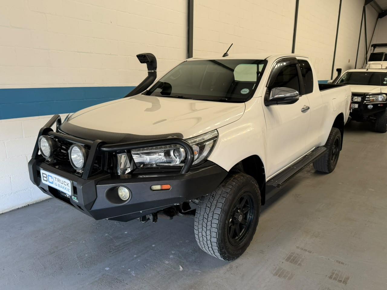 Toyota Hilux 2.8GD-6 Xtra Cab 4x4 Raider Auto Bc Truck and Bakkie