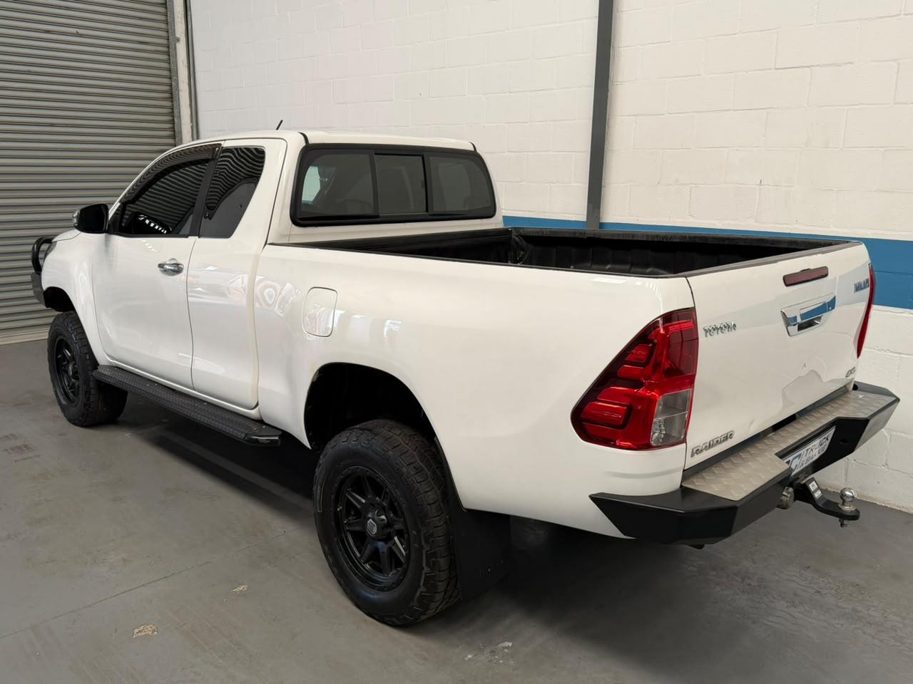 Toyota Hilux 2.8GD-6 Xtra Cab 4x4 Raider Auto Bc Truck and Bakkie