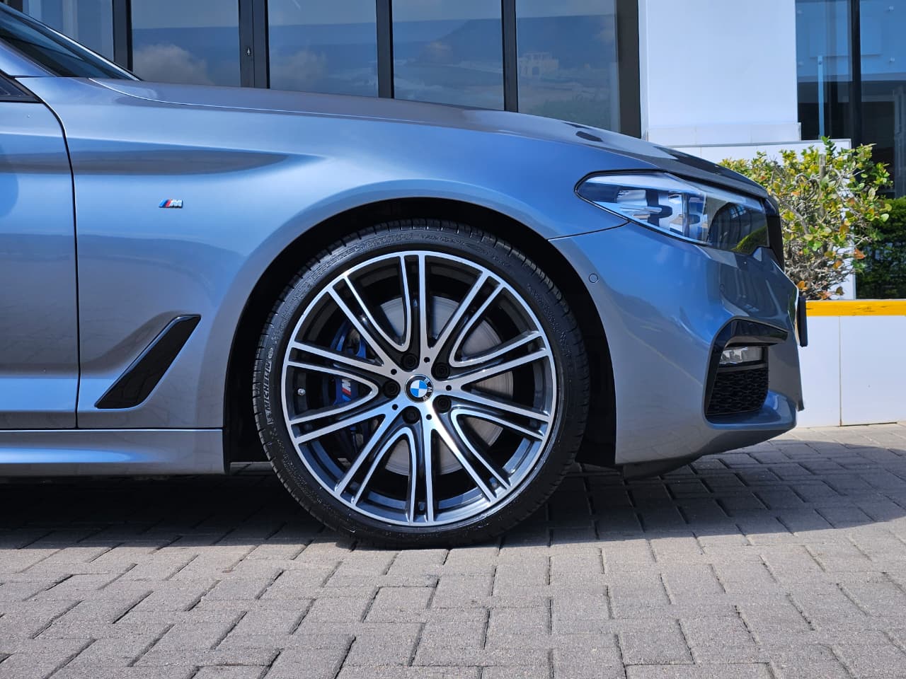 BMW 5 Series 540i M Sport SMG BMW Ballito