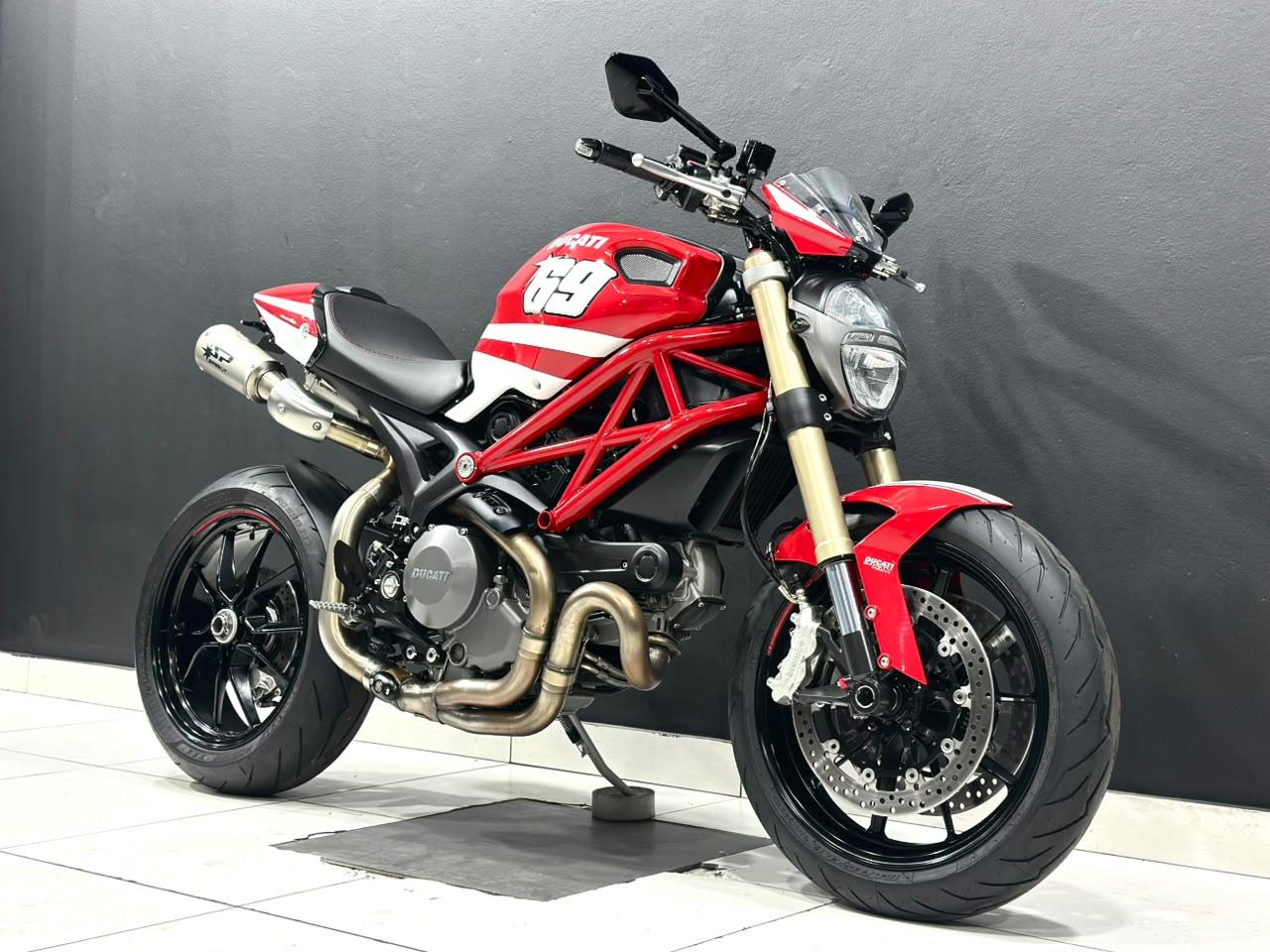 Ducati Monster 1100