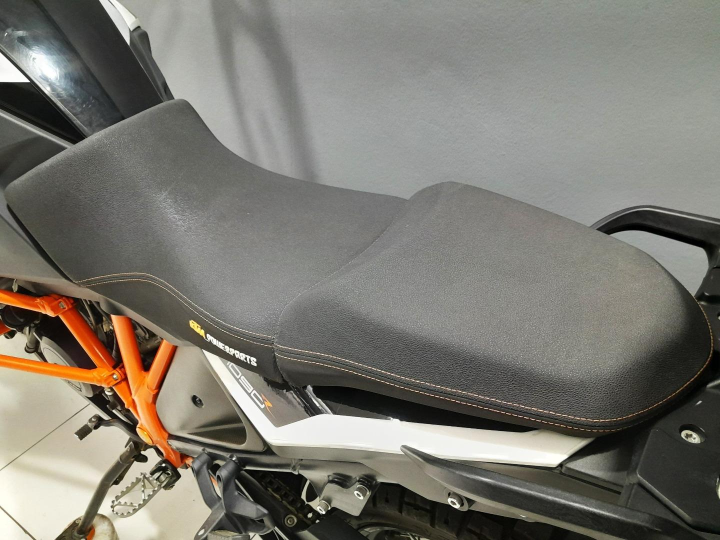 KTM 1090 ADVENTURE R