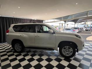 2011 Toyota Land Cruiser Prado 4.0 VX for sale